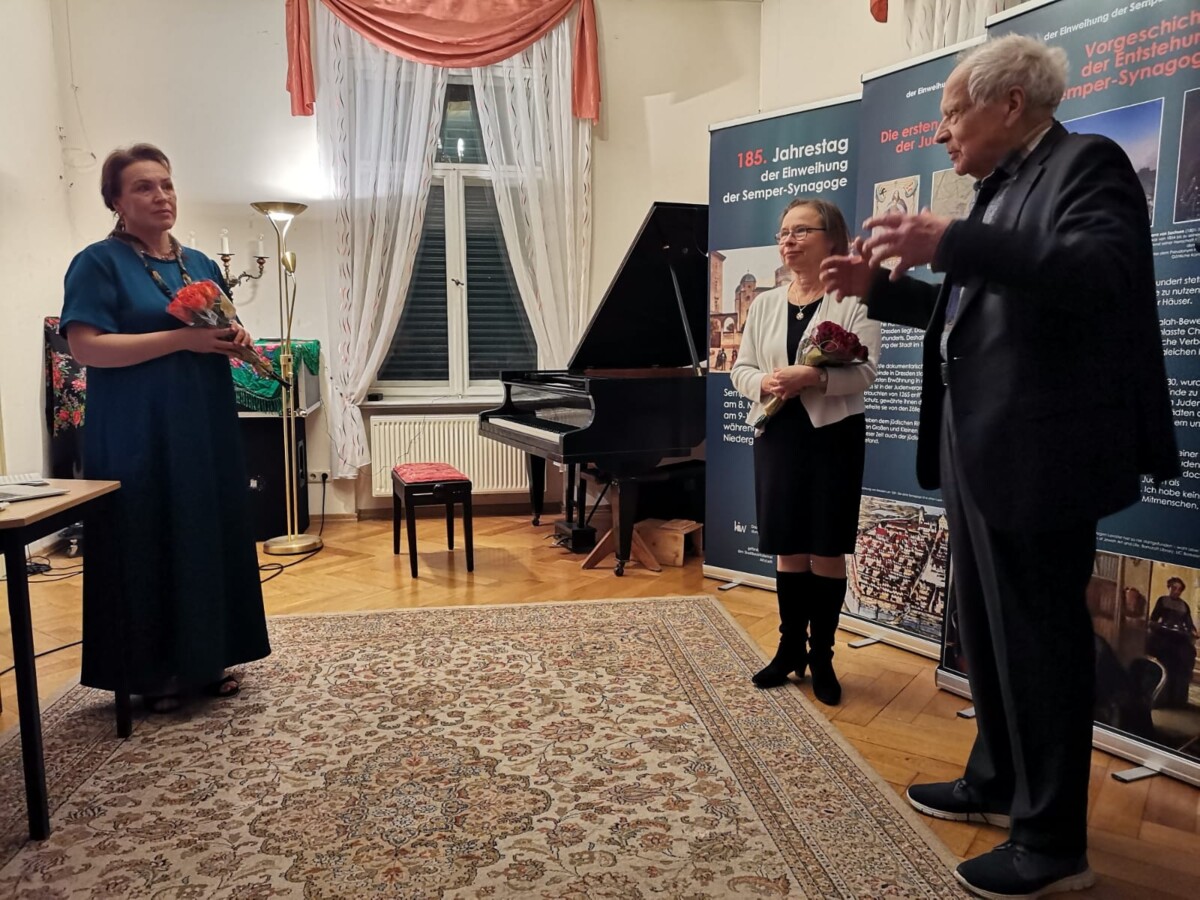 Mehr über den Artikel erfahren Einen Abend voller Musik, Inspiration und gesprochenem Wort erlebten alle, die am 10. April den Weg ins DRKI gefunden haben…